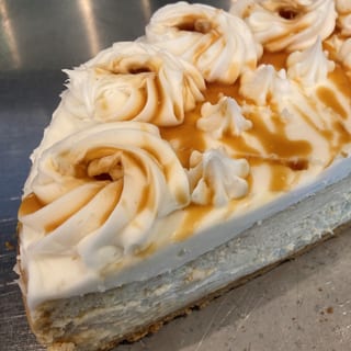 Dulce de Leche Caramel Cheesecake