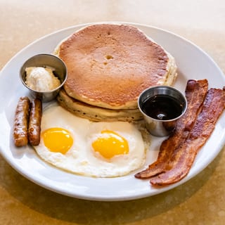 Hearty Breakfast Combo