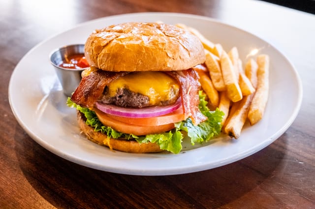 Bacon Cheeseburger.