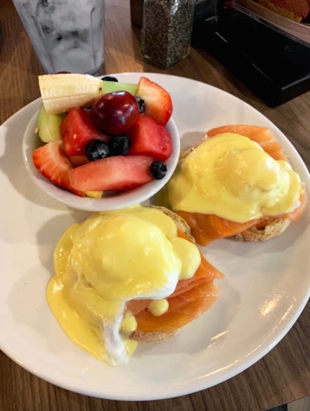 Salmon Benedict.