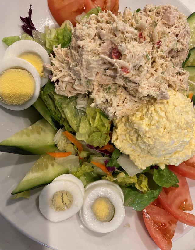 Tri-Salad.